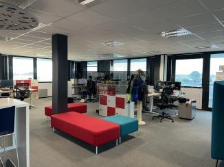 À louer Bureaux - Gradignan 33170 - 6034.8m²