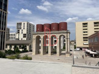À louer Bureaux - Bordeaux 33800 - 181m²